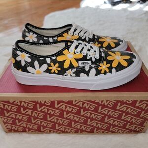 Vans Authentic Slim Van Doren - Yellow Daisy Flower Lace Up Classic Shoes Size 6